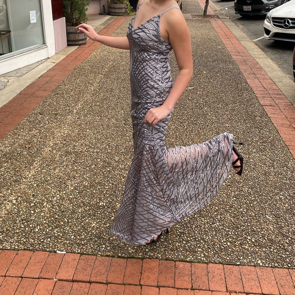 Silver/Gray Dress - Picture 2 of 5